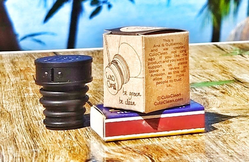 Image of Culoclean Portable Bidet and it's eco-friendly packaging box. 